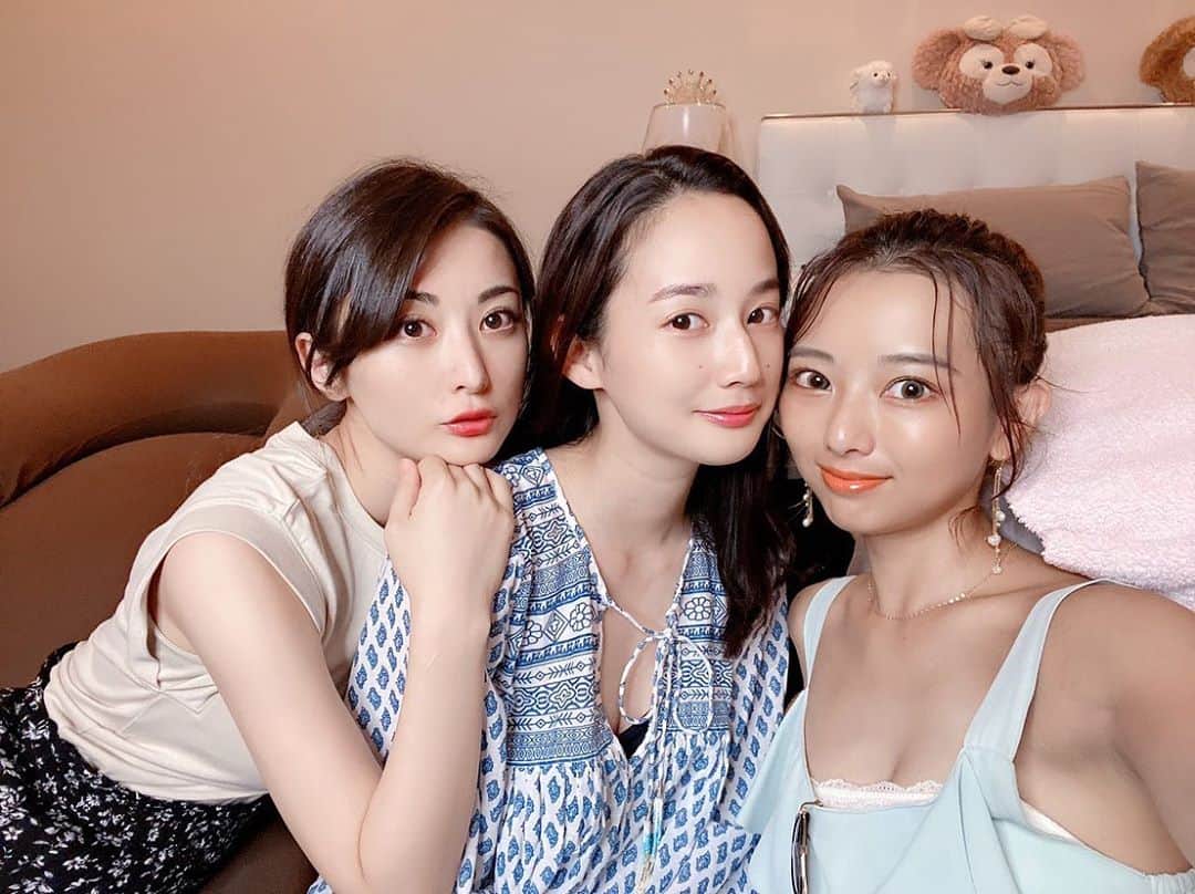 高嶋香帆のインスタグラム：「インスタ更新率YouTubeより悪い説☺️ お友達と会った時の、載せてないやつ載せときます😊💓  皆んな大好きっ！ 常に早く会いたいっ！ 友人全員が幸せであってほしいと願う今日この頃です。」