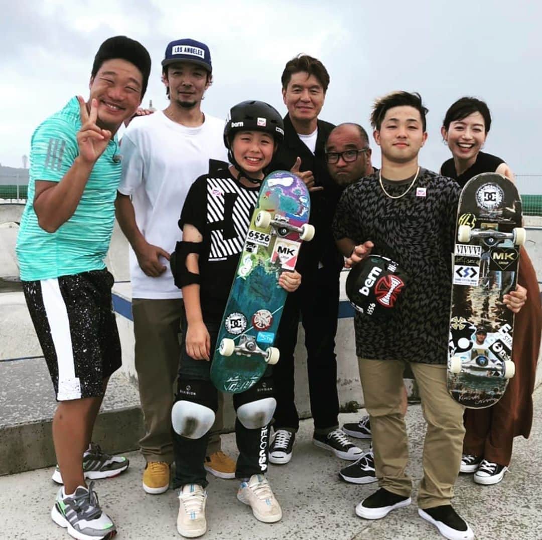 笹岡建介のインスタグラム：「it was a fun time😊 Thank you👍🏽👍🏽  「アス友」  @goueda13mind 🎤  @mktaxi.jp @dcshoes_japan @dorcus_tbs @bern_japan @stance_japan @skullcandyjapan @independenttrucks @rictawheels @chubusystem_official  #mktaxi#dcshoesjapan #dcshoes #skullcandyjapan #bells #independenttrucks #triforce_k #hi_5 #dorcus_tbs #6556skateboarding  #divisio#fivecrossskatepark #showgekiskateboards #13mind#bern#bernjapan#make___#skate#skateboard #instagood  #スケボー#湘南#鵠沼#みやぞん #ヒロミ #テレビ#instalike #芸能人#sk8」