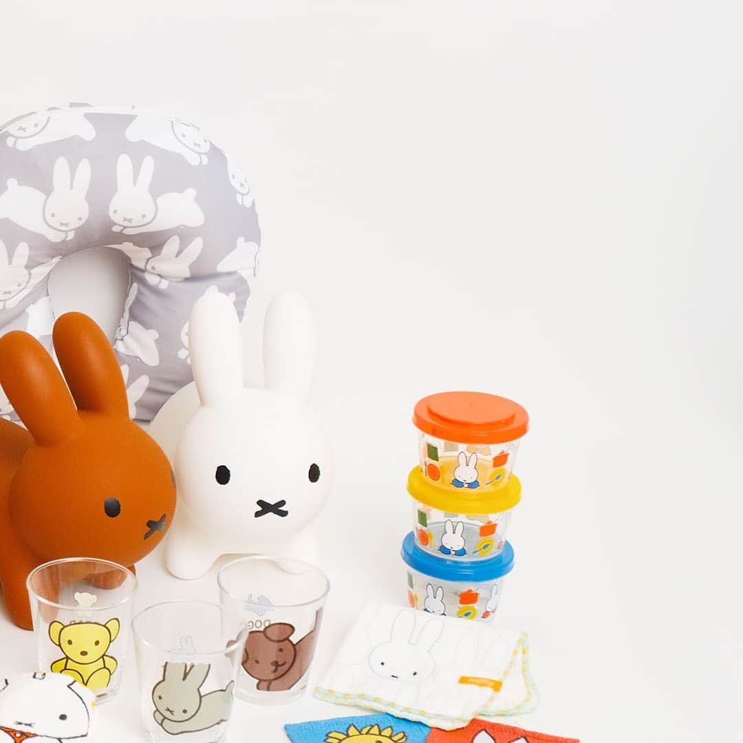 ワンズテラスさんのインスタグラム写真 - (ワンズテラスInstagram)「今年は誕生65周年！ みんな大好きなmiffyアイテムが大集合！  詳しくはプロフィールにあるリンクよりブランドサイトをご覧ください @onesterrace  #miffy #ミッフィー #ブルーナ #dickbruna #ミッフィー大好き #ミッフィーアイテム #ミッフィー雑貨 #ミッフィーグッズ #miffylover #ライオン #ミッフィーちゃん #mrmaria #firstlight #bontontoys #ウサギ #米菲兔 #미피 #ギフト #雑貨 #onesterrace #ワンズテラス」9月9日 11時05分 - onesterrace