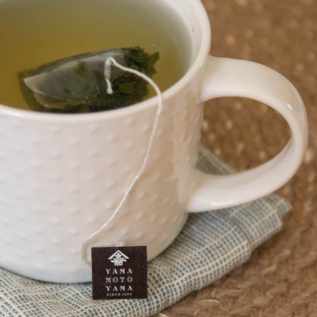 YAMAMOTOYAMA Foundedさんのインスタグラム写真 - (YAMAMOTOYAMA FoundedInstagram)「Relaxing into a warm cup of our Organic Sencha Green Tea before bed. How are you unwinding this evening? #Yamamotoyama」9月9日 11時40分 - yamamotoyama_usa