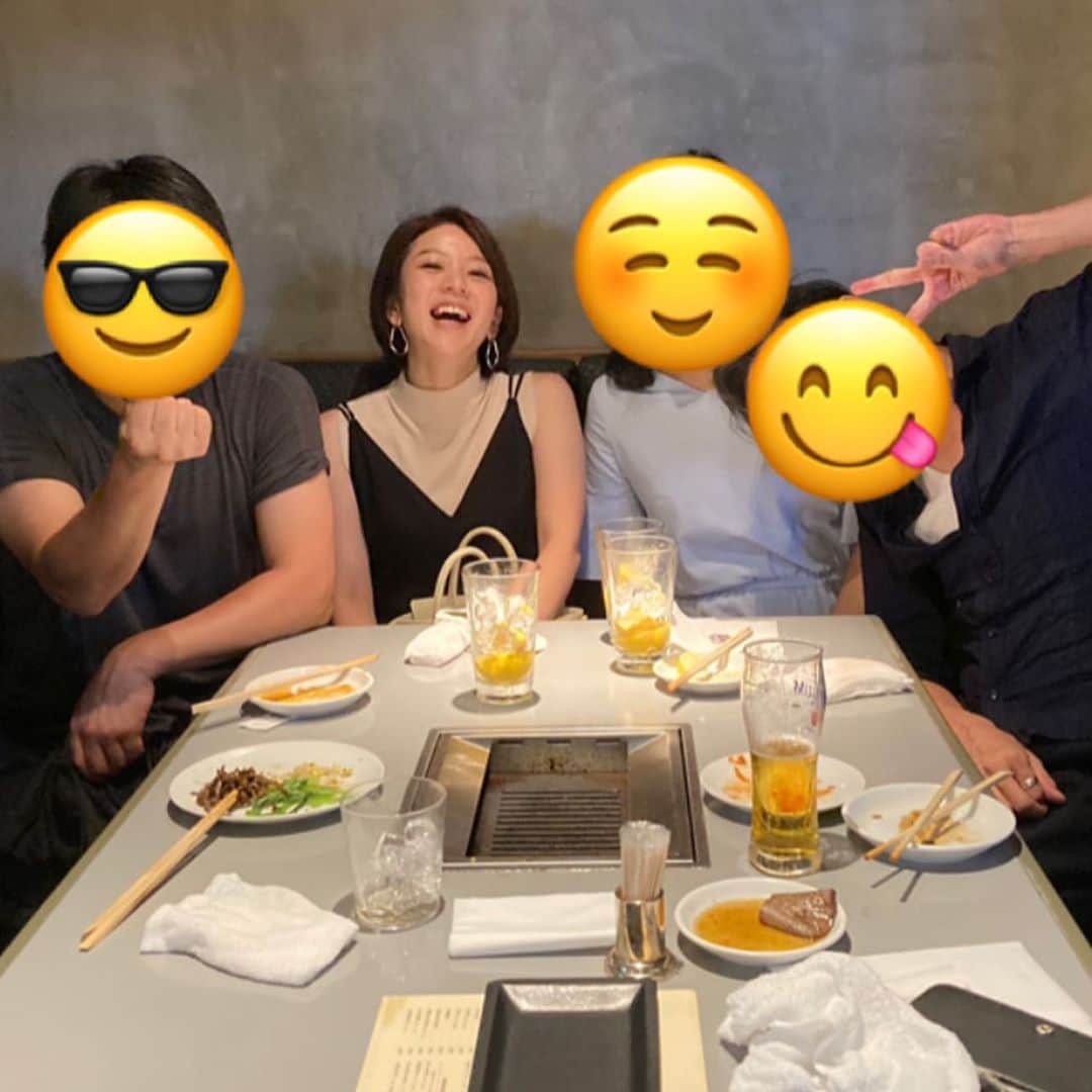 のインスタグラム：「最近の息抜き☺︎  #懐かしの番組スタッフさん達と #締めの焼肉 #NB定例会 #恒例誕生会 #明るいうちビール #気分だけハワイ #静止画と勘違い」
