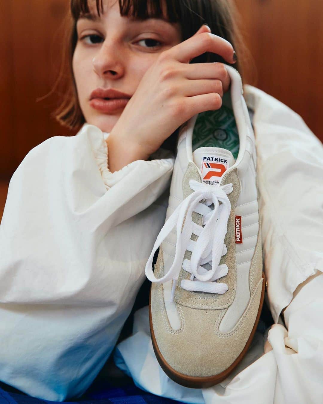 パトリックラボのインスタグラム：「𝐏𝐀𝐓𝐑𝐈𝐂𝐊 𝟐𝟎𝟐𝟎 𝐀𝐔𝐓𝐔𝐌𝐍 𝐀𝐍𝐃 𝐖𝐈𝐍𝐓𝐄𝐑 𝐂𝐎𝐋𝐋𝐄𝐂𝐓𝐈𝐎𝐍  Photograph：Kento Mori @kentomori.insta  Styling：Ryota Yamada @ryotayamada______  Hair&amp;make-up：Koichi Amano @amano_onama  Models：Marko［Image］,Lera［ZUCCA］  Design：Hitoki Naruo @naruochanworks  Edit：Hayato Hirohara @hayato518」