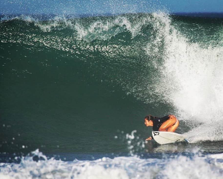 脇田紗良さんのインスタグラム写真 - (脇田紗良Instagram)「Bottom turn💭☮️ pc: @robiruffy_t  @volcomjapan #volcomjapan」9月9日 13時30分 - sara_wakita1010