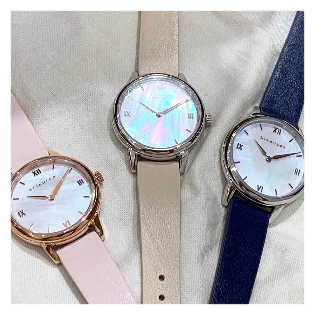 HIROBさんのインスタグラム写真 - (HIROBInstagram)「-hirob名古屋パルコ店-﻿ ﻿ ﻿ ﻿ Lia kulea﻿ ﻿  ¥18,000＋tax﻿ ハワイの美しい自然を感じさせるすてきな時計。﻿ Lia kulea。この他にもご用意しております。﻿ ﻿ ﻿ ﻿ ﻿ ﻿ ﻿ ﻿ お問い合わせ先﻿ tel:052-238-2075﻿ ﻿ ﻿ #hirob﻿ #hirobnagoyaparko﻿ #baycrews﻿ #cartier ﻿ #vintage﻿ #hermes ﻿ #vintageTiffany﻿ #watch﻿ #omega﻿ #Tiffany﻿ #cartier﻿ #rolex﻿ #gucci﻿ #morellato﻿ #cassis﻿ #ヒロブ﻿ #ヒロブナゴヤパルコ﻿ #ベイクルーズ﻿ #カルティエ﻿ #ヴィンテージ﻿ #エルメス﻿ #ヴィンテージティファニー﻿ #ウォッチ﻿ #オメガ﻿ #ティファニー﻿ #カルティエ﻿ #ロレックス﻿ #グッチ﻿ #モレラート﻿ #カシス﻿」9月9日 13時31分 - hirob.jp