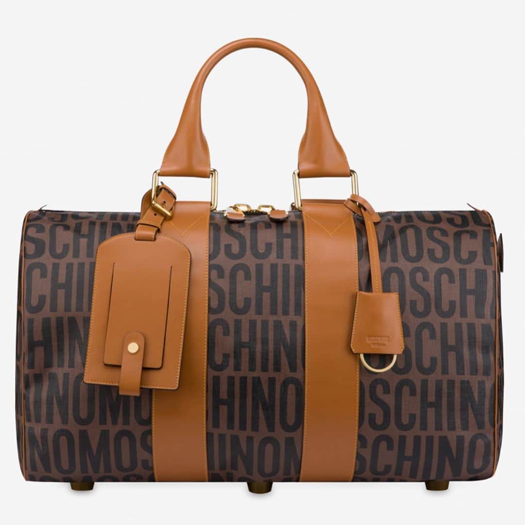 Moschinoさんのインスタグラム写真 - (MoschinoInstagram)「Moschino macro duffel bag on moschino.com and Moschino Shops #moschino @itsjeremyscott」9月9日 13時52分 - moschino