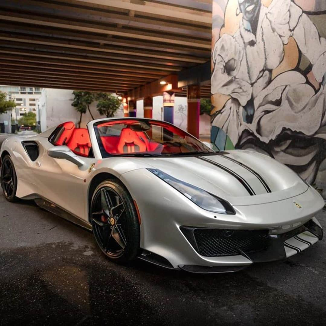 CarsWithoutLimitsさんのインスタグラム写真 - (CarsWithoutLimitsInstagram)「488 Pista Spider Photos @wolfy0730  #carswithoutlimits #ferrari #488pista」9月9日 23時35分 - carswithoutlimits