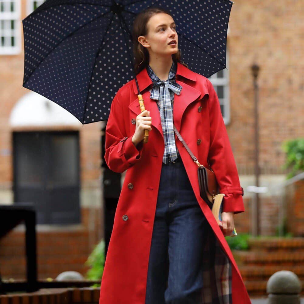 のインスタグラム：「MACKINTOSH PHILOSOPHY  WOMEN 2020 AUTUMN COLLECTION  #mackintoshphilosophy  #マッキントッシュフィロソフィー #mackintosh  #マッキントッシュ  #autumn #collection #2020 #fashion #modern #british」