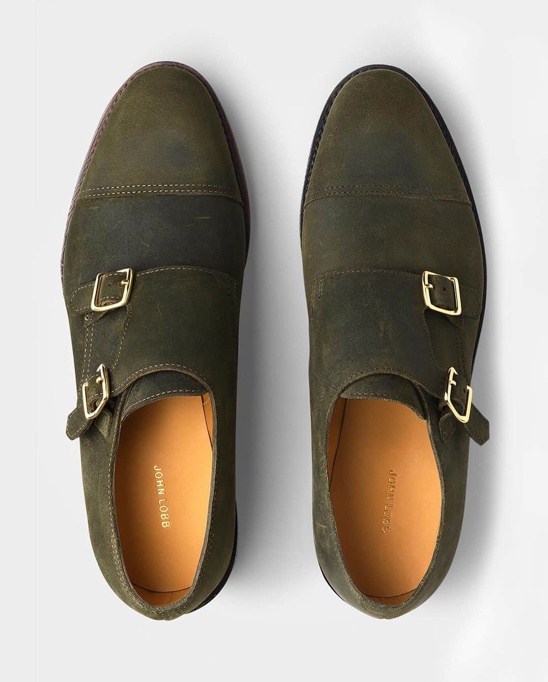 ジョンロブのインスタグラム：「In celebration of 75 years since the creation of the double-buckle shoe, an exact replica from 1998 is re-issued along with its unique leathers and previously discontinued details, William ’98 commemorates this anniversary whilst continuing the history of this icon. . #johnlobb」