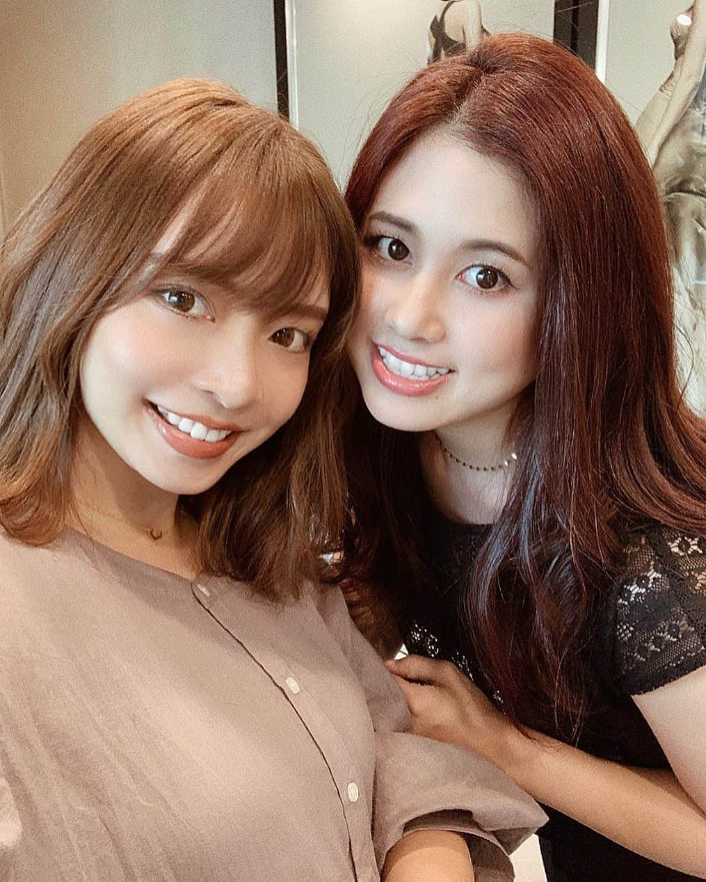 ayacasuさんのインスタグラム写真 - (ayacasuInstagram)「* * * mysis💋💋 * 最近なかなか相手してくれないけどねー😝笑 * * * #mysis#selfie#セルフィー#ヘアカット#姉妹#sister#ありかす#あやかす#ランチ#lunch#曽根#豊中ランチ#美容院#haircut#美容室#ヘアカラー#イメチェン#前髪#前髪アレンジ#ボブ#ボブヘアー#ヘアセット#ビジョビ#矯正#矯正女子#矯正歯科#ホワイトニング#豊中カフェ#妊婦#ぷんにー」9月9日 17時13分 - ayk0723