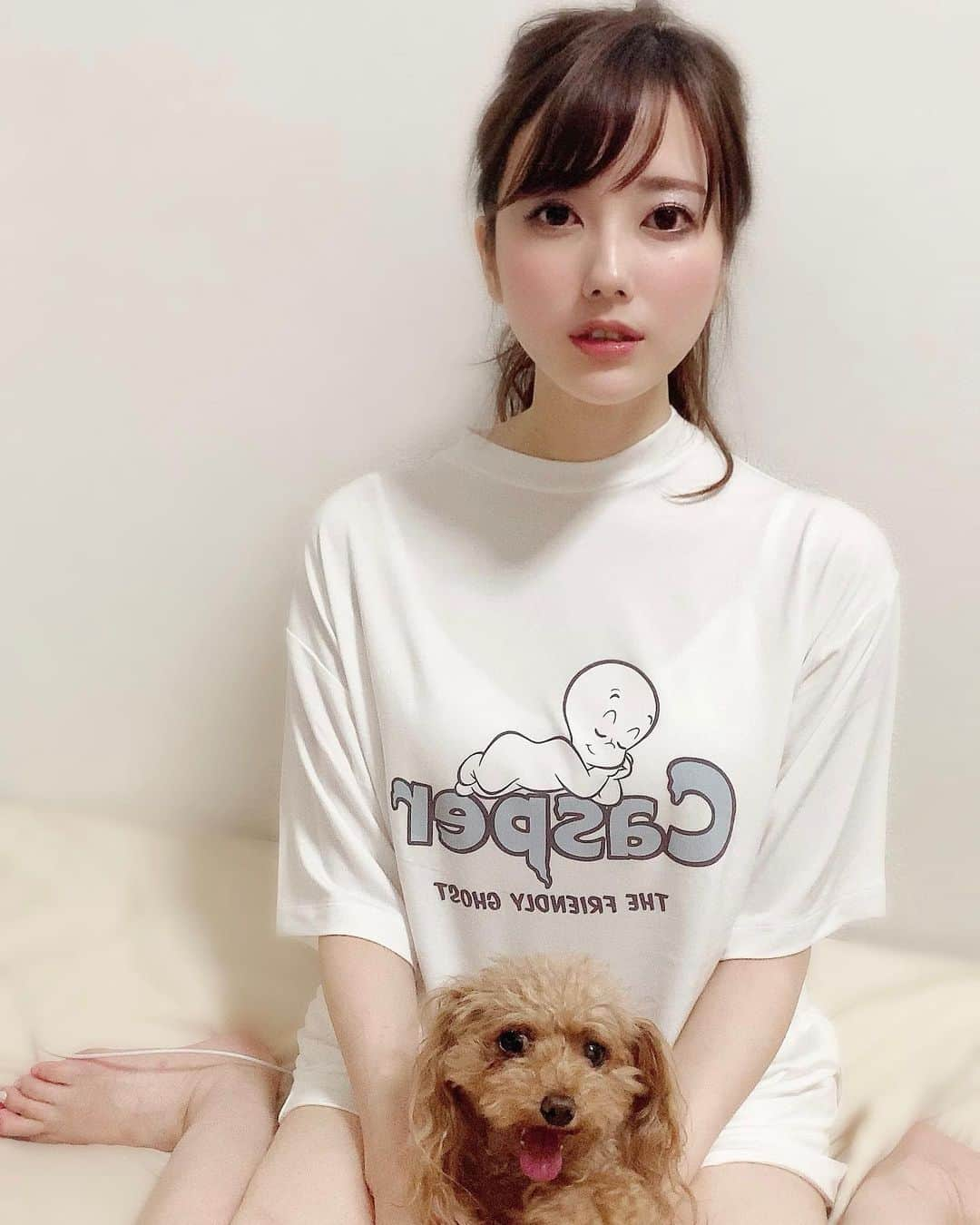 佐倉知里さんのインスタグラム写真 - (佐倉知里Instagram)「♡♡♡ . Casper へ(・-・へ)💕 . . #gelatepique #ジェラピケ  #casper#キャスパー #かわいいいいいい #2ヶ月半ぶりでした #私は元気です #最後の動画は #陽気な酔っ払い #ティアラの顔 #されるがままなすがまま」9月9日 18時14分 - chisa_tiara