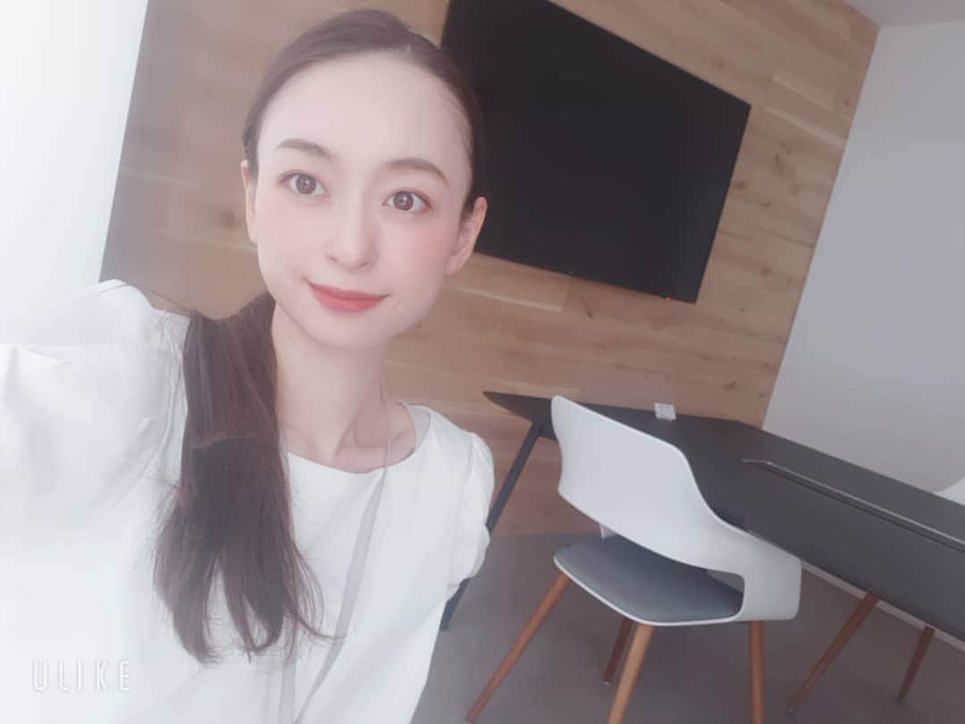 瞳ゆゆのインスタグラム：「今日は、放置していたものを進めた。  今日までにしないといけないことを放置した。  夜から頑張る😂  #やっちまった」