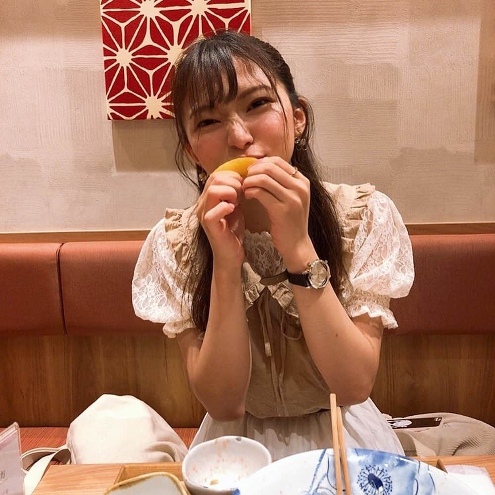 横道侑里さんのインスタグラム写真 - (横道侑里Instagram)「タラコスパゲッティ専門店気になっててやっと行けたよー！！ メーーっちゃ美味しかった。。。 フルーツ大好きな私はちゃんと、レモンまで食べ切るのよ！笑笑」9月9日 18時23分 - sideroad615