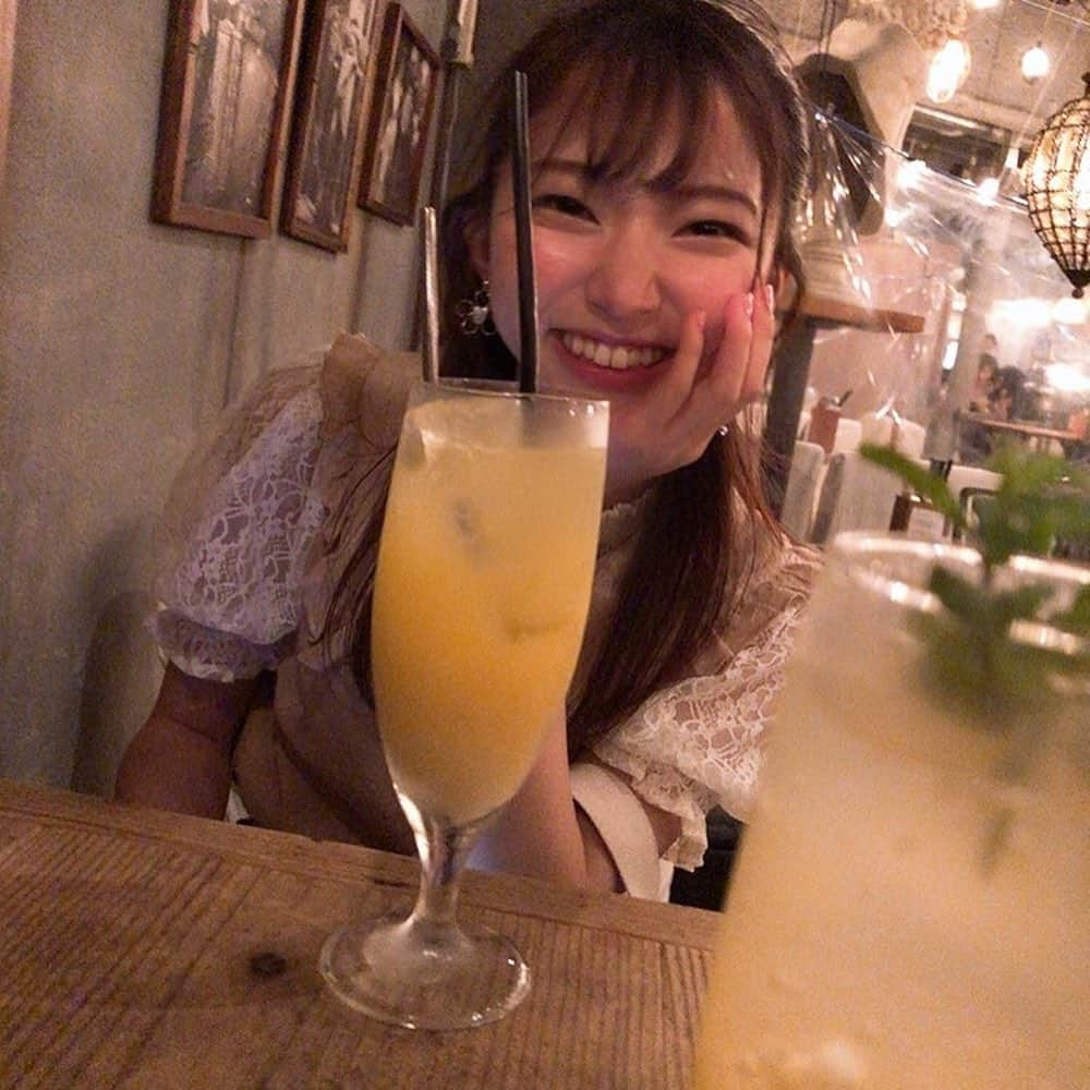 横道侑里さんのインスタグラム写真 - (横道侑里Instagram)「おっしゃれなカフェ発見。」9月9日 18時18分 - sideroad615