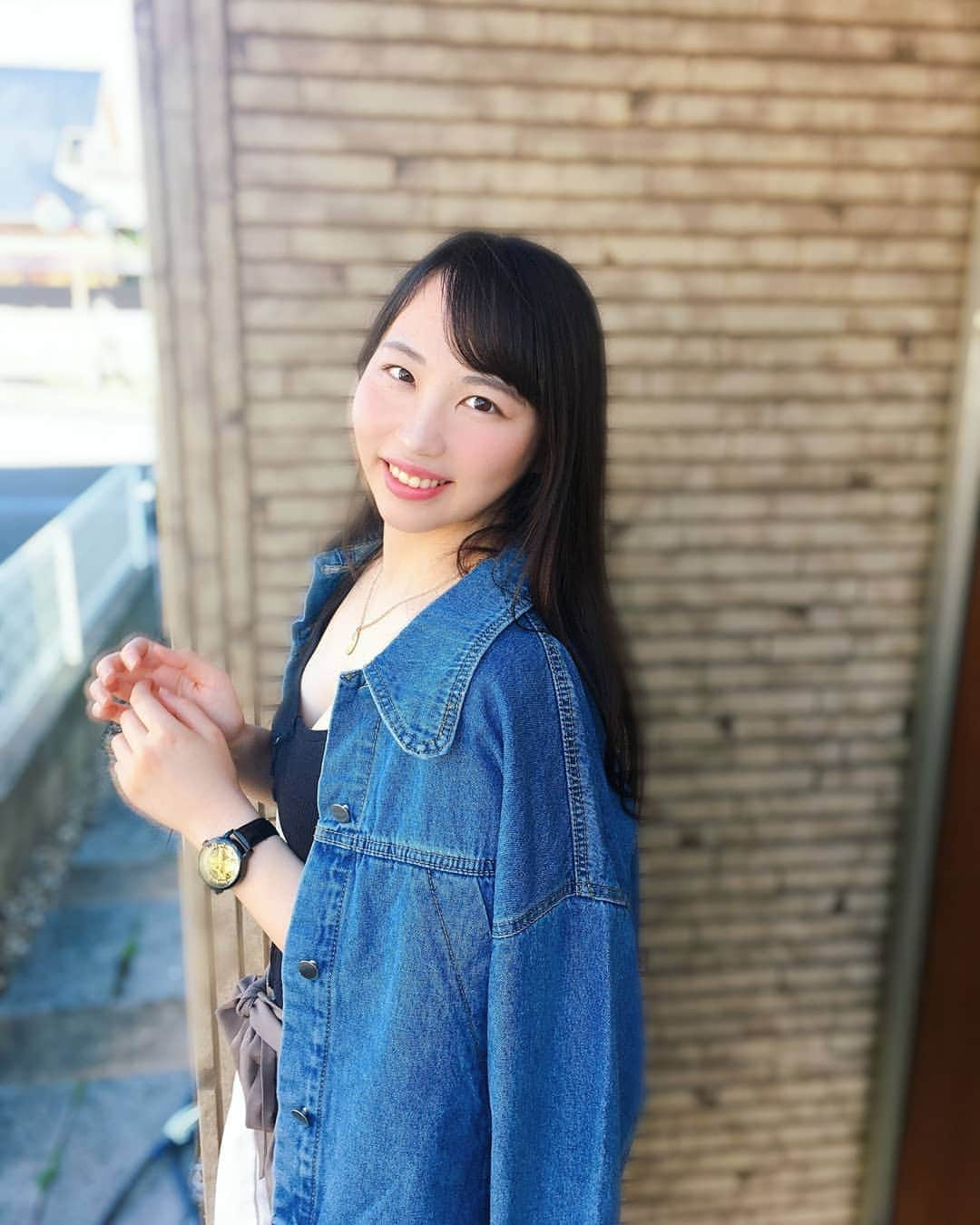 白葉まりさんのインスタグラム写真 - (白葉まりInstagram)「今日もお疲れさまでした～☺️☀️ . . . . (watch) @principeprive @principewatches  . (jacket) @petale_official . (necklace v0565) @queen.lupis  . . . . . #ファッション #モデル #被写体 #腕時計 #腕時計倶楽部 #手元倶楽部 #腕時計好き #ウォッチ #コーデ #ジャケットコーデ #ポートレート #スナップ #ルピス #ネックレス #watch #fashion #snap #portrait」9月9日 18時39分 - shirahamari