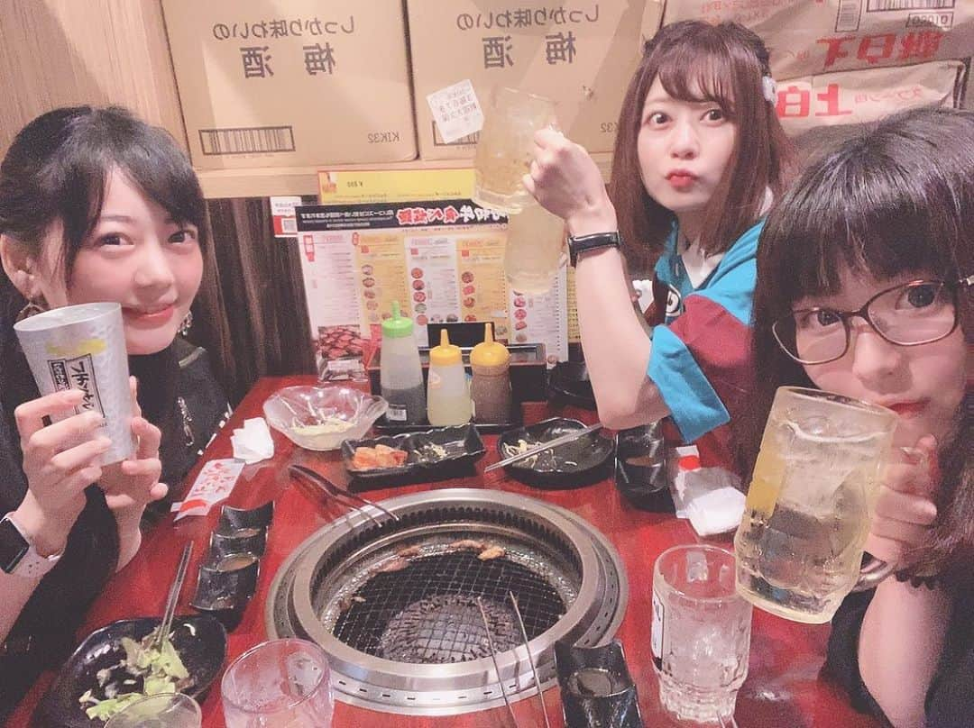 新ユウユさんのインスタグラム写真 - (新ユウユInstagram)「前回の飲み会〜 誘われて嬉しい😂  #ゆうゆの家」9月9日 19時02分 - yuyucm