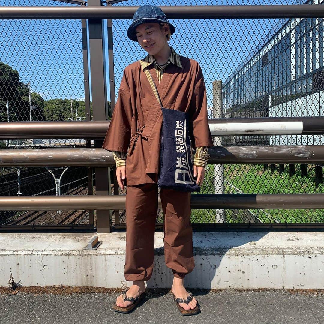のインスタグラム：「#原宿シカゴ原宿店  ・ ・ 👘traditional clothes🍁 〜和物コーディネイト〜 ・ ・ Our Kimono's area is the biggest in Harajuku store. 原宿シカゴ原宿店は原宿シカゴ『最大規模』の和物コーナー面積と品数を取り揃えております😆✨ ・ ・ 新商品、毎日入荷‼️ ご来店をお待ちしております🗽 ・ 原宿シカゴ原宿店 東京都渋谷区神宮前6-31-15 2F 03-6727-5505 営業時間 12時〜20時(短縮営業中) JR原宿駅東口から徒歩3分 東京メトロ明治神宮前駅3番出口から徒歩2分 ・ ・ #japan#culture#traditional#kimono#clothes#kimonostyle#甚平#着物#着物コーディネート#原宿#原宿シカゴ#古着#古着屋#古着屋さん#古着女子#古着男子#フルジョ#フルダン#原宿#下北沢#吉祥寺#京都 #harajuku#harajukuchicago#usedfashion#usedstyle#usedmix#usedclothing#vintage#outfit」