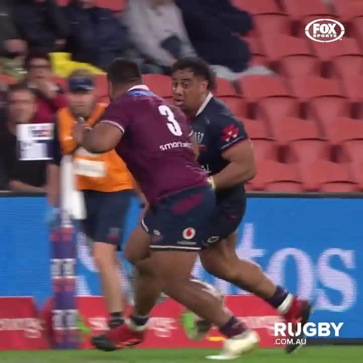 のインスタグラム：「🦏 Worth the admission ticket alone! #SuperRugbyAU⠀ ⠀ #REDvREB⠀ 🎫 http://bit.ly/SRQualFinal⠀ 🗓 Sat 12th Sep, 7:15pm AEST⠀⠀ 🏟 Suncorp Stadium⠀ 📺 Foxtel & Kayo Sports」