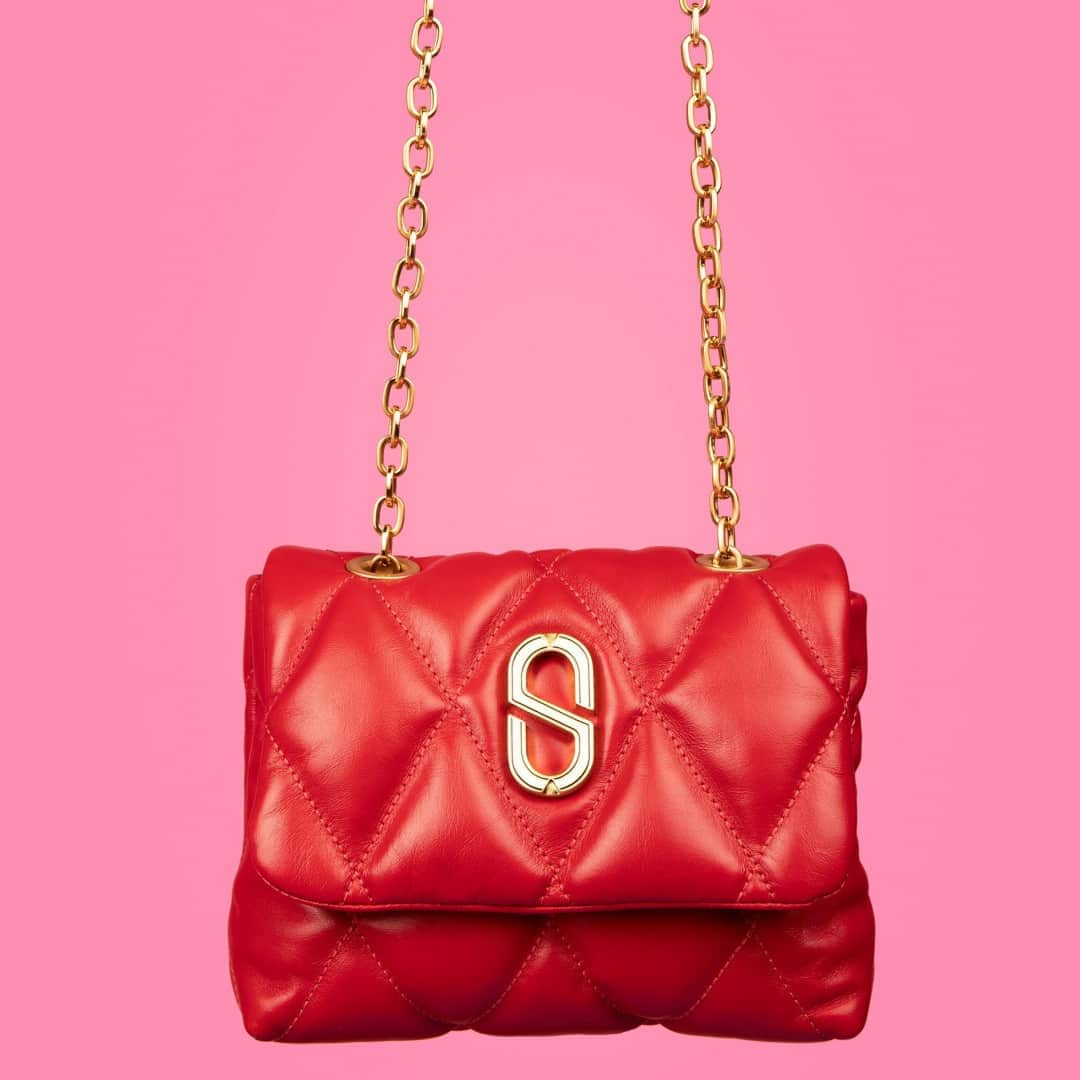 Schutzのインスタグラム：「NEW CRUSH - SCHUTZ CANDY CROSSBODY IN RED ❤️ #newin #schutzcandy」