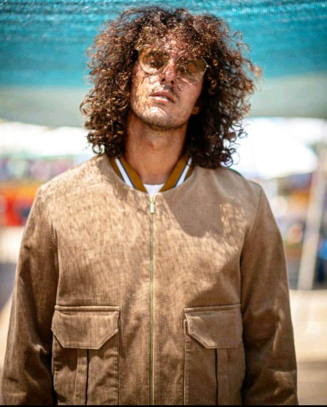 エロトクリトスのインスタグラム：「Sunshine☀️in autumn is all we are asking for. Manuel is wearing corduroy velvet bomber jacket with military pockets and matching pants.Available in our Paris store and online. www.erotokritos.com . . .photo @harris_kyprianou_studio make up @savvassavva_makeupartist model @manuel_modestou_adriano : special thanks to @nikasalamat」