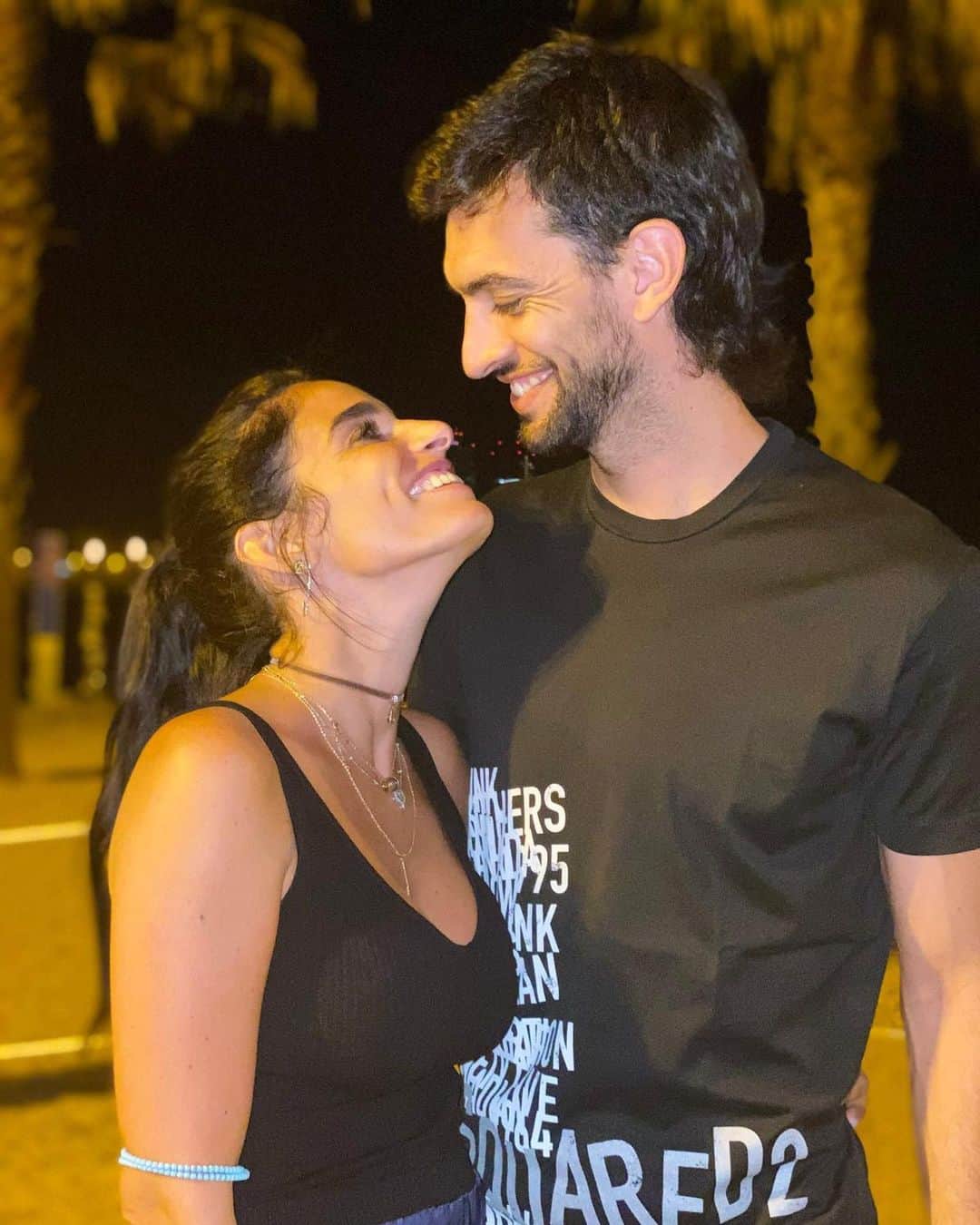 ハビエル・パストーレのインスタグラム：「Mirarte y sonreír 😍 es todo lo que me hace feliz ❤️ te amo @chiara__picone」