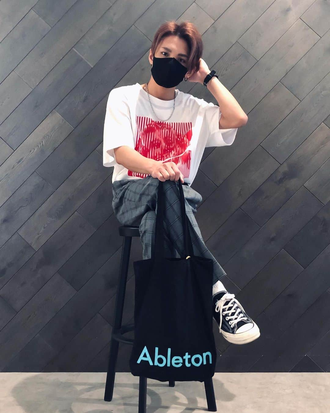 KSUKEさんのインスタグラム写真 - (KSUKEInstagram)「live with #abletonlive ﻿ ﻿ 最近のお気に入り🛍」9月9日 21時32分 - ksuke_jpn