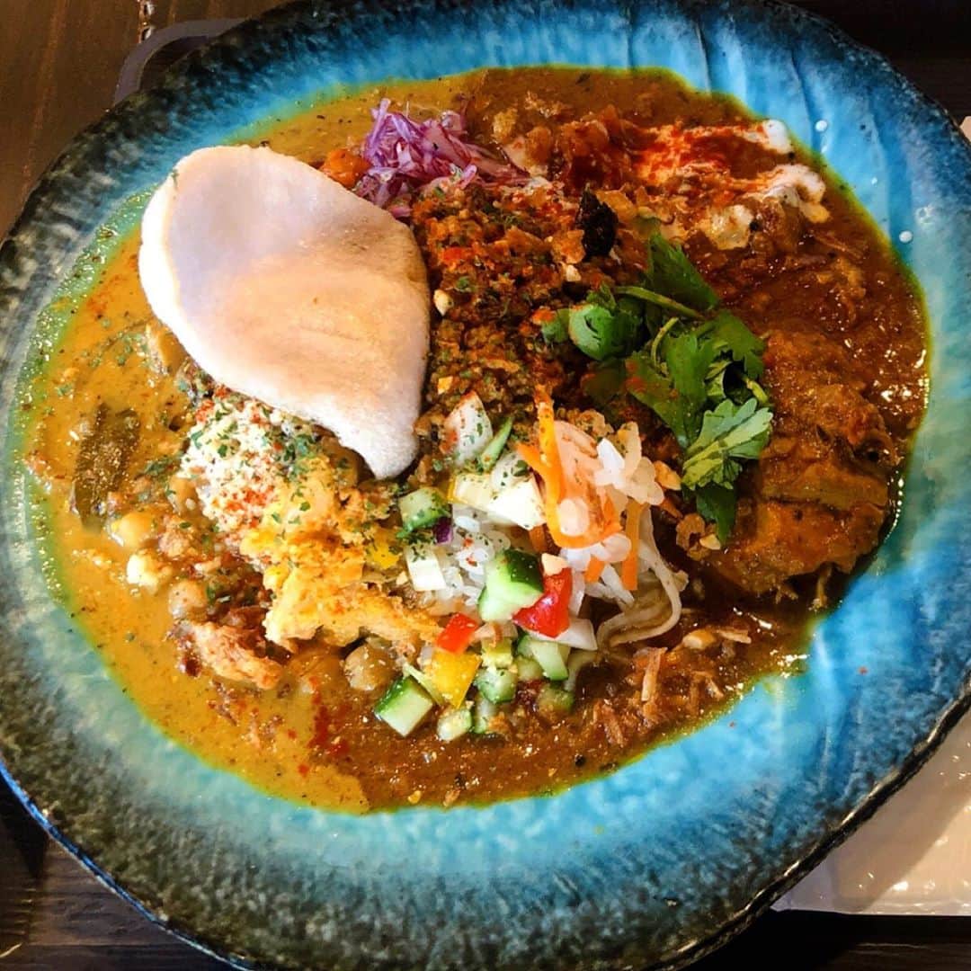 近藤夏奈のインスタグラム：「﻿ ﻿ カレー好きな人はぜひ🍛🌿﻿ .﻿ .﻿  ﻿ ﻿ #スパイスカリー大陸﻿ @spicecurrytairiku.osaka  ﻿ ﻿ ﻿ ﻿ ﻿ ﻿ ﻿ ﻿ ﻿  ﻿ ﻿ ﻿ ﻿ ﻿」