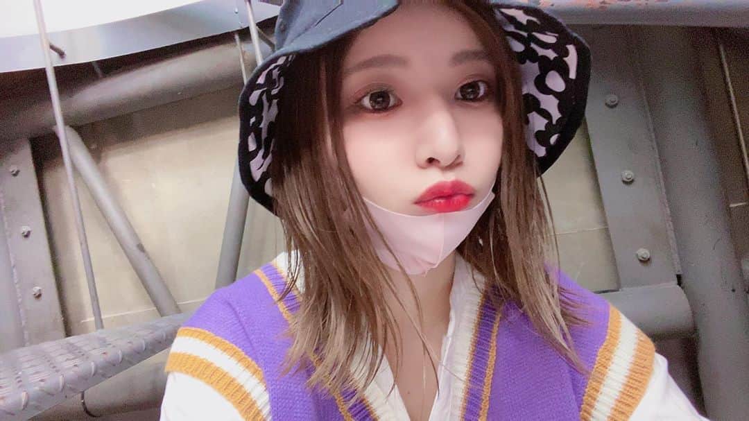 のインスタグラム：「귀엽나요？🤤💜 . #사진 #셀카 #얼스타그램 #얼스타그램셀카  #좋아요환영 #좋아요폭탄 #좋아요반사 #좋아요반사테러  #팔로우 #팔로우백 #훈녀 #selfie #selca  #韓国ファッション #日韓ハーフ #ハーフ  #韓国好きな人と繋がりたい #オルチャン #フンニョ」
