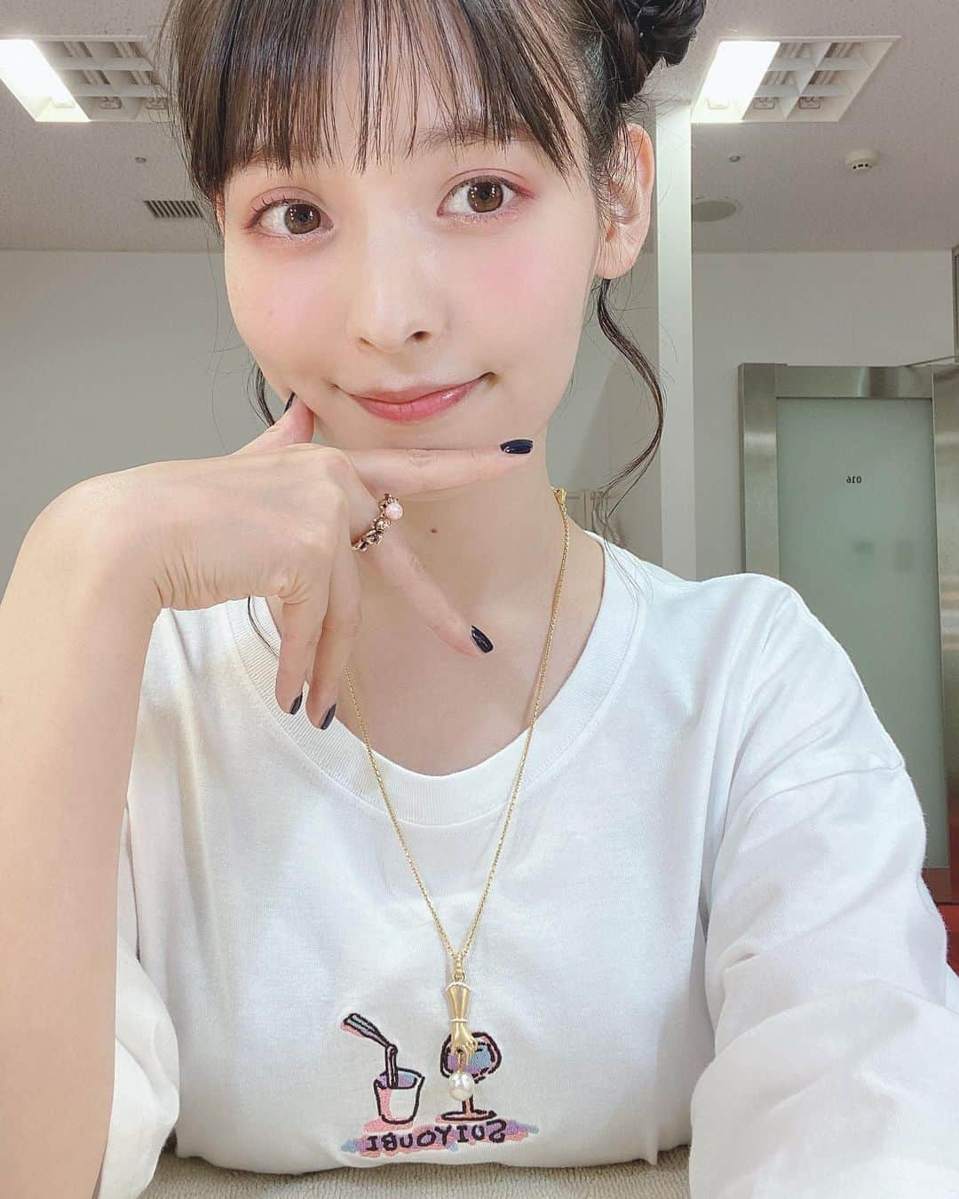 上坂すみれさんのインスタグラム写真 - (上坂すみれInstagram)「きょうも22時から夜あそびです！ おだんごです！  #小松上坂と夜あそび  #上坂すみれ」9月9日 21時45分 - uesaka_sumire