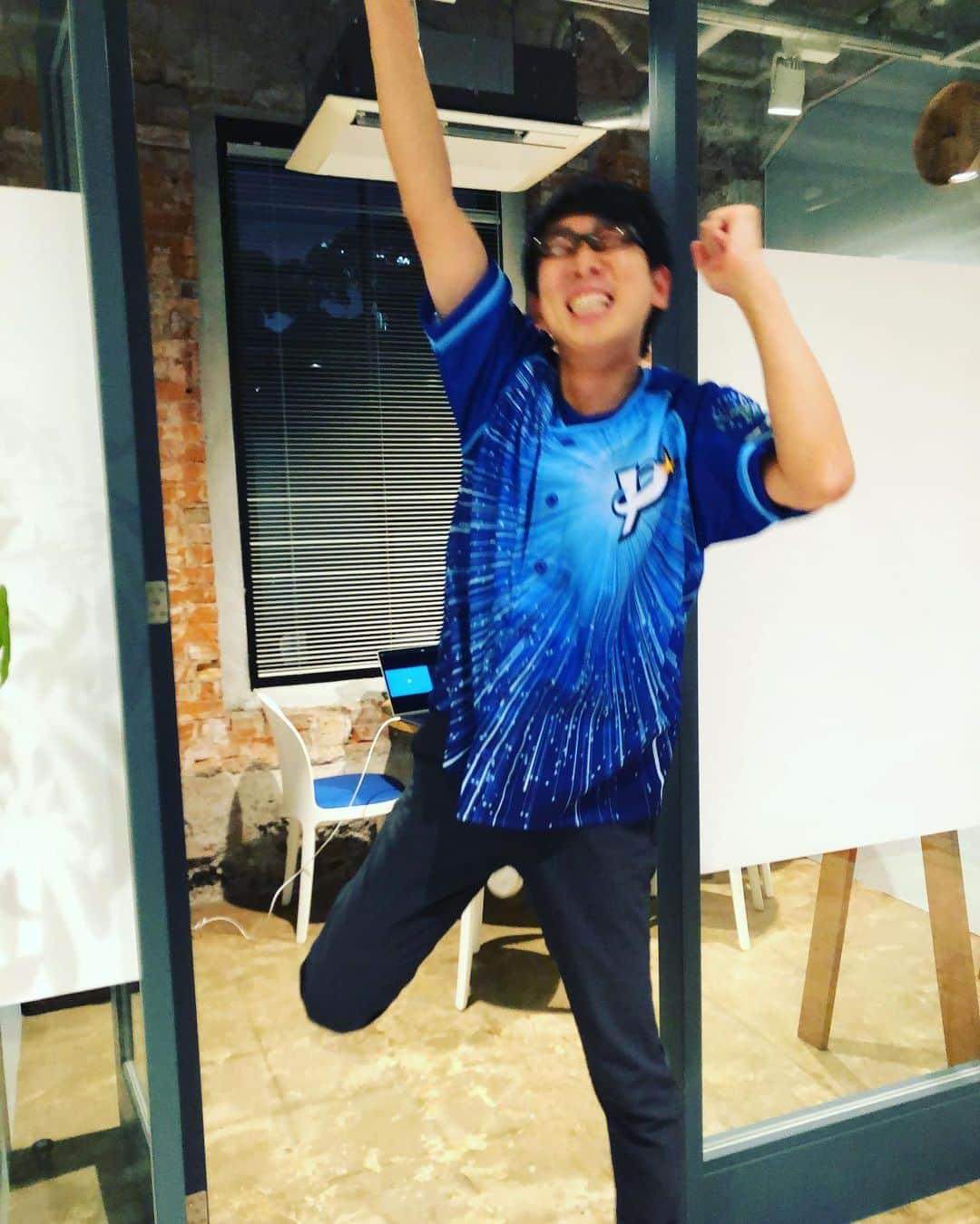 吉川正洋さんのインスタグラム写真 - (吉川正洋Instagram)「ベイスターズ6-1で勝ちました！今日もオンラインハマスタで観戦させていただきました。  ブルペンの様子やいろいろな角度から試合を見ることができて楽しかったです！  ナイスゲーム！  明日も勝ちますように！！  #baystars  #オンラインハマスタ #オンラインハマの躍動感」9月9日 22時11分 - dhyoshikawa