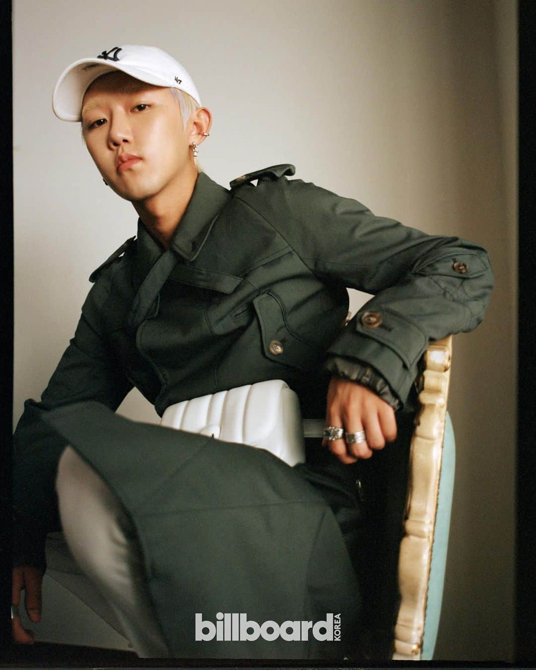 ソン・ファミンのインスタグラム：「@billboard_korea special thanks to @yoon_ambush」