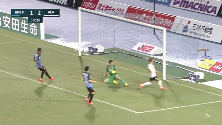のインスタグラム：「西選手と山口選手のビルドアップからの藤本選手のゴール。⚽  @noriaki_fujimoto scores following a nice build up from @daigonishi22 and @hotaru10_official. ⚽  #vissel #visselkobe #ヴィッセル #ヴィッセル神戸 #Kobe #神戸 #WeAreKobe #KobeForeverForward #一致団結 #JLeague #Jリーグ #DAZN」