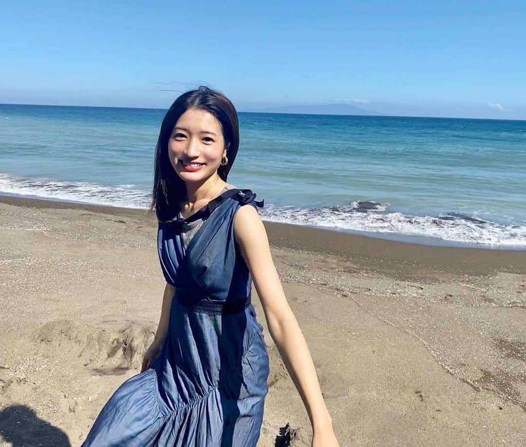 北川彩さんのインスタグラム写真 北川彩instagram 風ゔおわあああああ Sea Dress Blue 海 ワンピース 砂浜 海岸 9月9日 23時13分 Aya Kitagawa