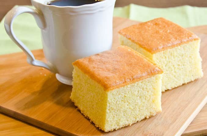 Zippy's Restaurantsさんのインスタグラム写真 - (Zippy's RestaurantsInstagram)「If you need to stay home you might as well do it with Zippy’s Cornbread. Order Zippy’s Cornbread Mix on Zippys.com or our mobile app.」9月10日 9時05分 - zippys