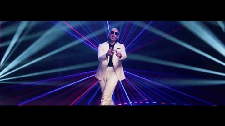 ピットブルのインスタグラム：「“No if and buts or maybe’s” and click the link in bio to watch the official video for “Mala (Remix)” with yours truly, @iambeckyg & @delaghetto. Dale! #malaremix」