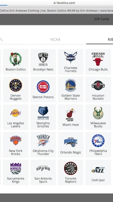 エリン・アンドリューズのインスタグラム：「Even more exciting news today!! @wearbyea has expanded to include the @nba!! ⛹️‍♂️⛹️‍♂️ Select styles and teams available at @fanatics and @nbastore now #EveryWEAR #AnyWEAR #NBA」