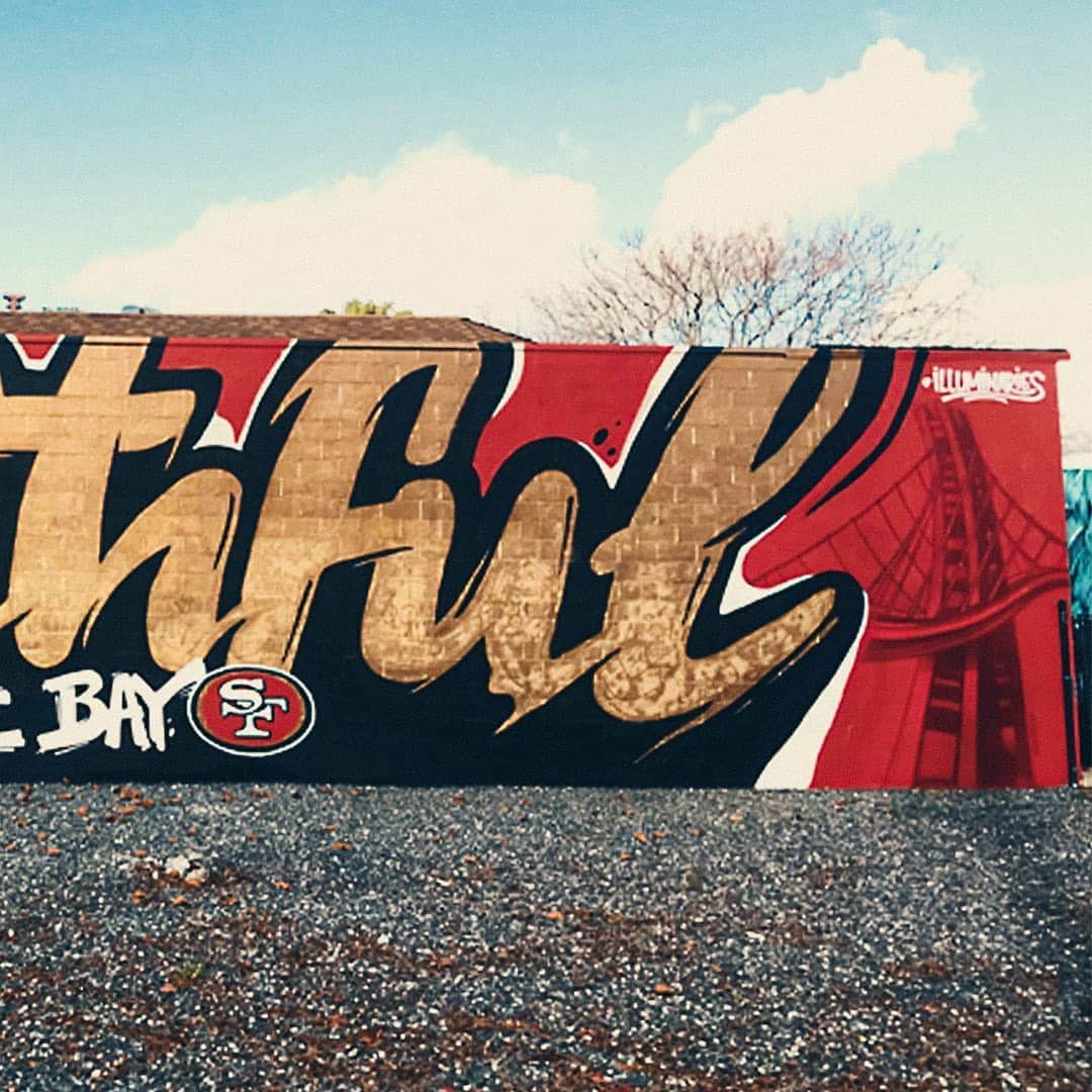 サンフランシスコ・フォーティナイナーズさんのインスタグラム写真 - (サンフランシスコ・フォーティナイナーズInstagram)「Red & Gold. #FTTB Mural by @illuminaries」9月10日 9時46分 - 49ers