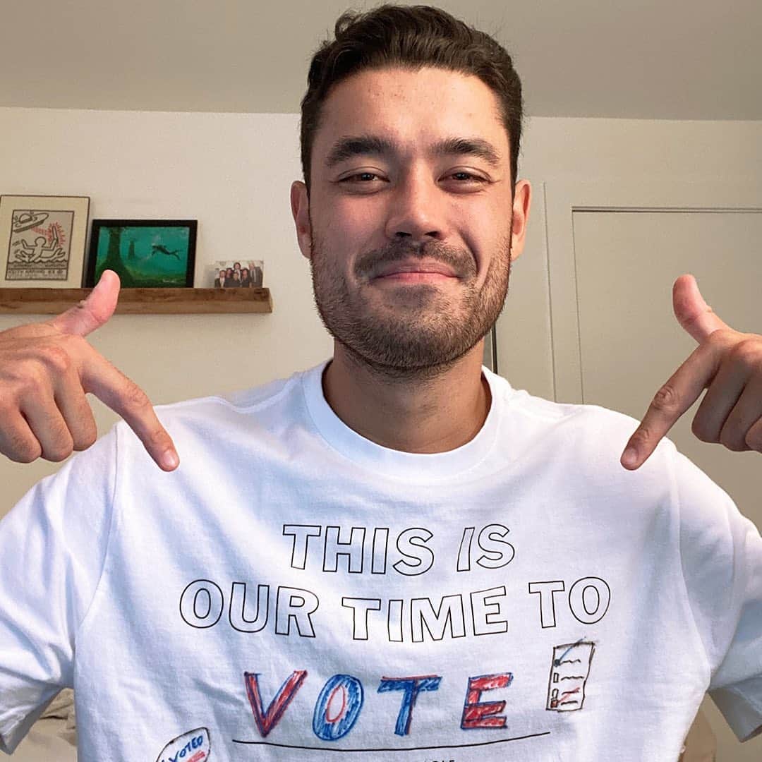 American Eagleさんのインスタグラム写真 - (American EagleInstagram)「If you’re unable to vote that doesn’t mean you can’t make a difference! From volunteering at the polls to making sure your friends are registered and informed, your voice still matters – use it! Check out IG stories for more tips from @headcountorg, @ambitious_child_, @vassallokat, @brandondasent & more! #THISISOURTIME」9月10日 9時53分 - americaneagle