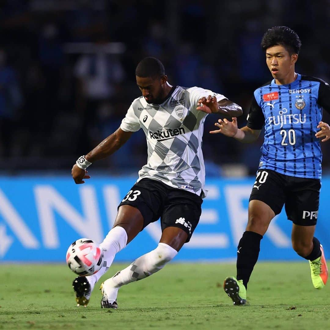 ヴィッセル神戸さんのインスタグラム写真 - (ヴィッセル神戸Instagram)「[MATCH PHOTOS] KAWASAKI FRONTALE vs. VISSEL KOBE  #vissel #visselkobe #ヴィッセル #ヴィッセル神戸 #Kobe #神戸 #WeAreKobe #KobeForeverForward #一致団結 #JLeague #Jリーグ #DAZN」9月10日 9時56分 - visselkobe