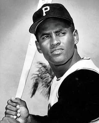 ドン・オマールさんのインスタグラム写真 - (ドン・オマールInstagram)「Recordando a la leyenda en su día  ROBERTO CLEMENTE #ClementeDay #Respect #OrgulloBoricua 🇵🇷」9月10日 1時52分 - donomar