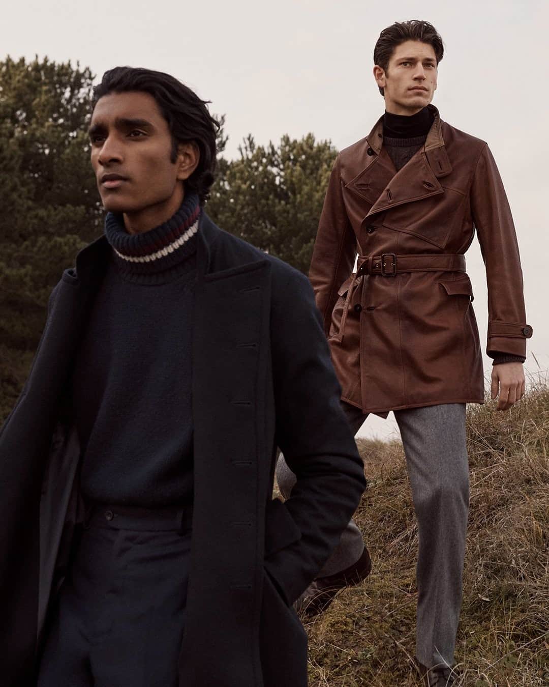 MR PORTERのインスタグラム：「Ahead of the big-screen debut of 'The King's Man' on 26 February, MR PORTER presents a brand new collection from the Kingsman label inspired by the formal tailoring and military uniforms of the period. Head to the link on bio to discover every piece. #MRPORTERxKingsman」