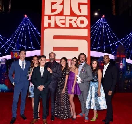 のインスタグラム：「It’s time. Showing Albee #BigHero6 todayyyyyy!」
