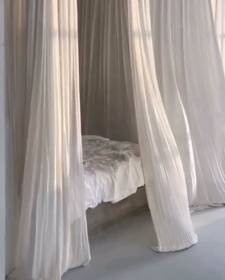 ペニーレ・タイスベックのインスタグラム：「A dream🤍」