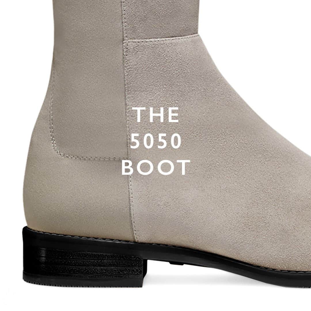 のインスタグラム：「So iconic, so chic: Our #5050 boot features a wear-everywhere 25-mm flat block heel. Find it in black suede, black leather or flannel gray suede on stuartweitzman.com. #StuartWeitzman」
