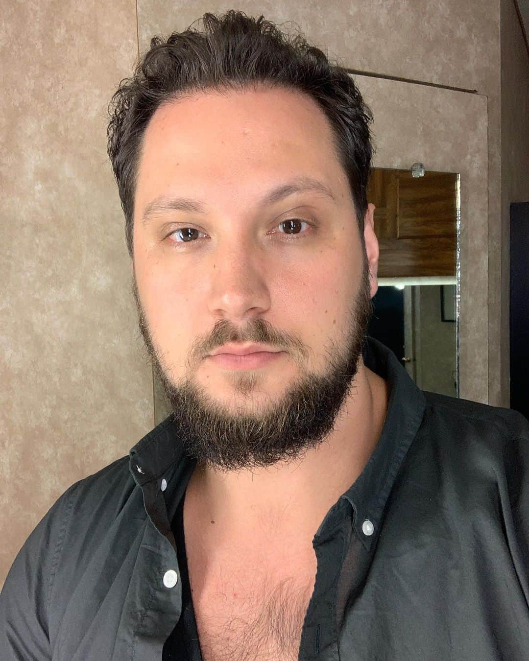 のインスタグラム：「That look you give the ballot box right before you stuff it with your vote  # (Thx for the 💇‍♂️ @stephanie_hobgood )」