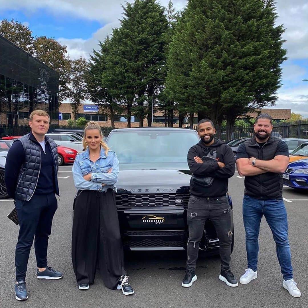 ジョージア・コウソウロウのインスタグラム：「Thank you @kai88_ for sorting it all for me .. such a quick professional service ! & thank you @urbanautomotive for adding a little ✨ 😍」