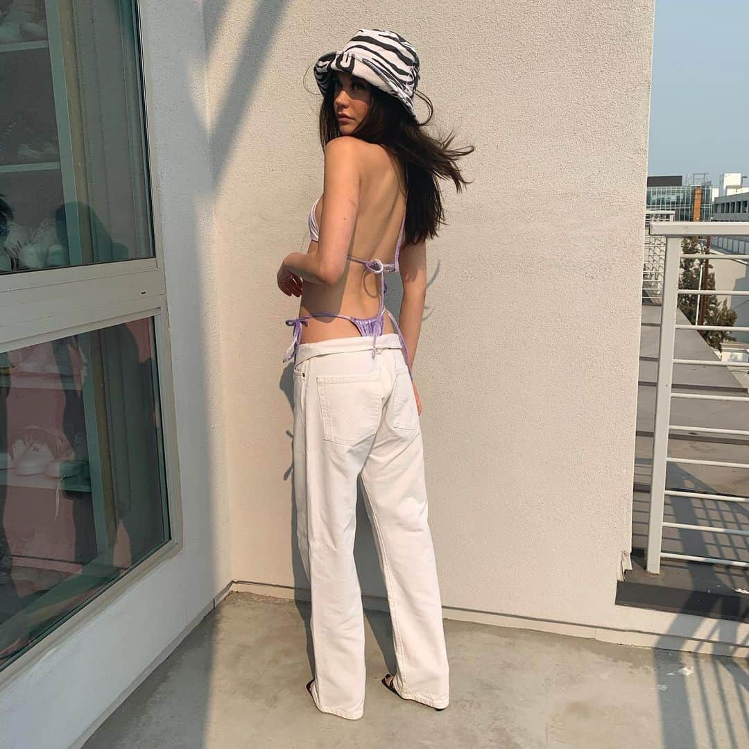アマンダ・スティールさんのインスタグラム写真 - (アマンダ・スティールInstagram)「pose」9月10日 10時22分 - amandasteele