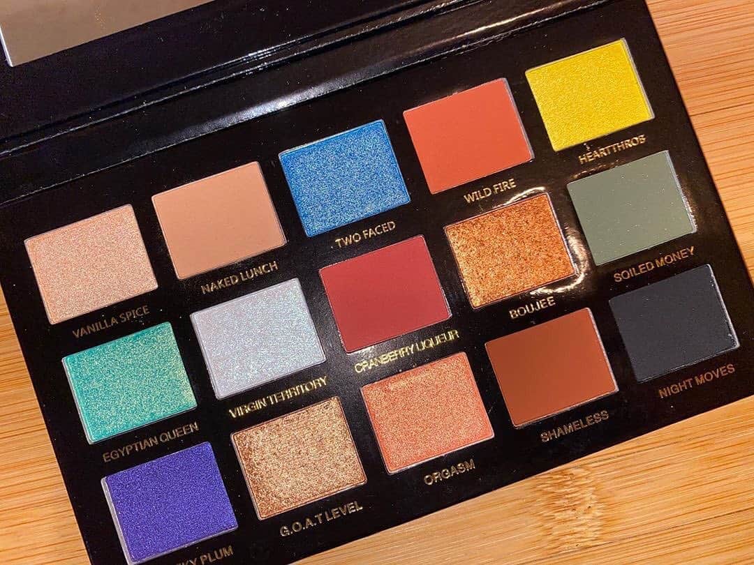 Makeup Addiction Cosmeticsさんのインスタグラム写真 - (Makeup Addiction CosmeticsInstagram)「@myvisionforbeauty loving her new sinful eyes palette 🎨  ・・・ A beautiful color story from @makeupaddictioncosmetics. This is the Sinful Eyes Palette. It has beautiful neutrals with pops of color to create fun makeup looks.   ^ ^ ^ ^ #makeupoftheday #makeupcollection #makeupinventory #shopmystash #projectpan #projectpancommunity #projectpan2020 #makeuplowbuy #makeupnobuy #slaythatflatlay  #makeupaddiction #makeupaddictioncosmetics #sinfuleyes #fallmakeup #fallvibes」9月10日 4時58分 - makeupaddictioncosmetics