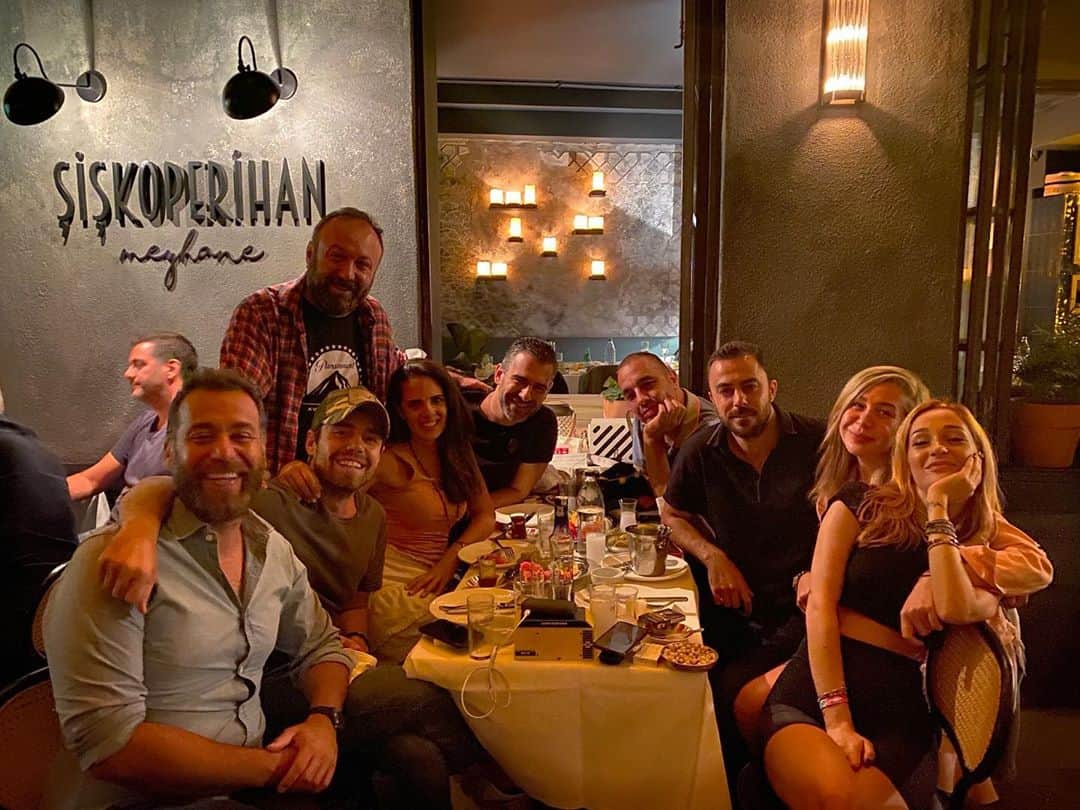 muratdalkilicのインスタグラム：「🥂」