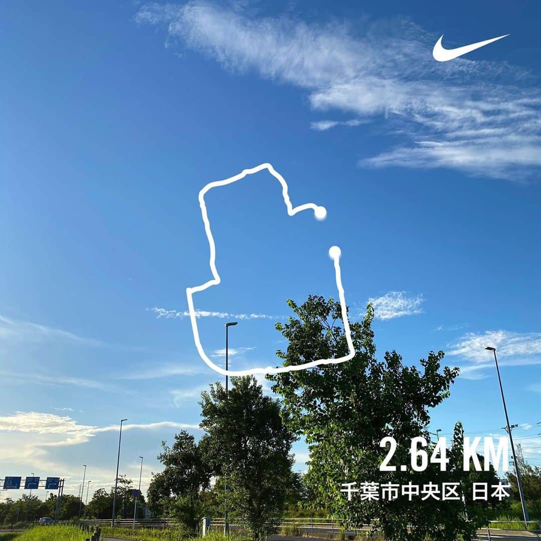 長津 健一郎のインスタグラム：「#朝RUN まだまだ暑いな😵💦💦でも朝汗かくのは気持ちが良い朝走って心を整理して今日も1日会議頑張る💪 #ダイエット」