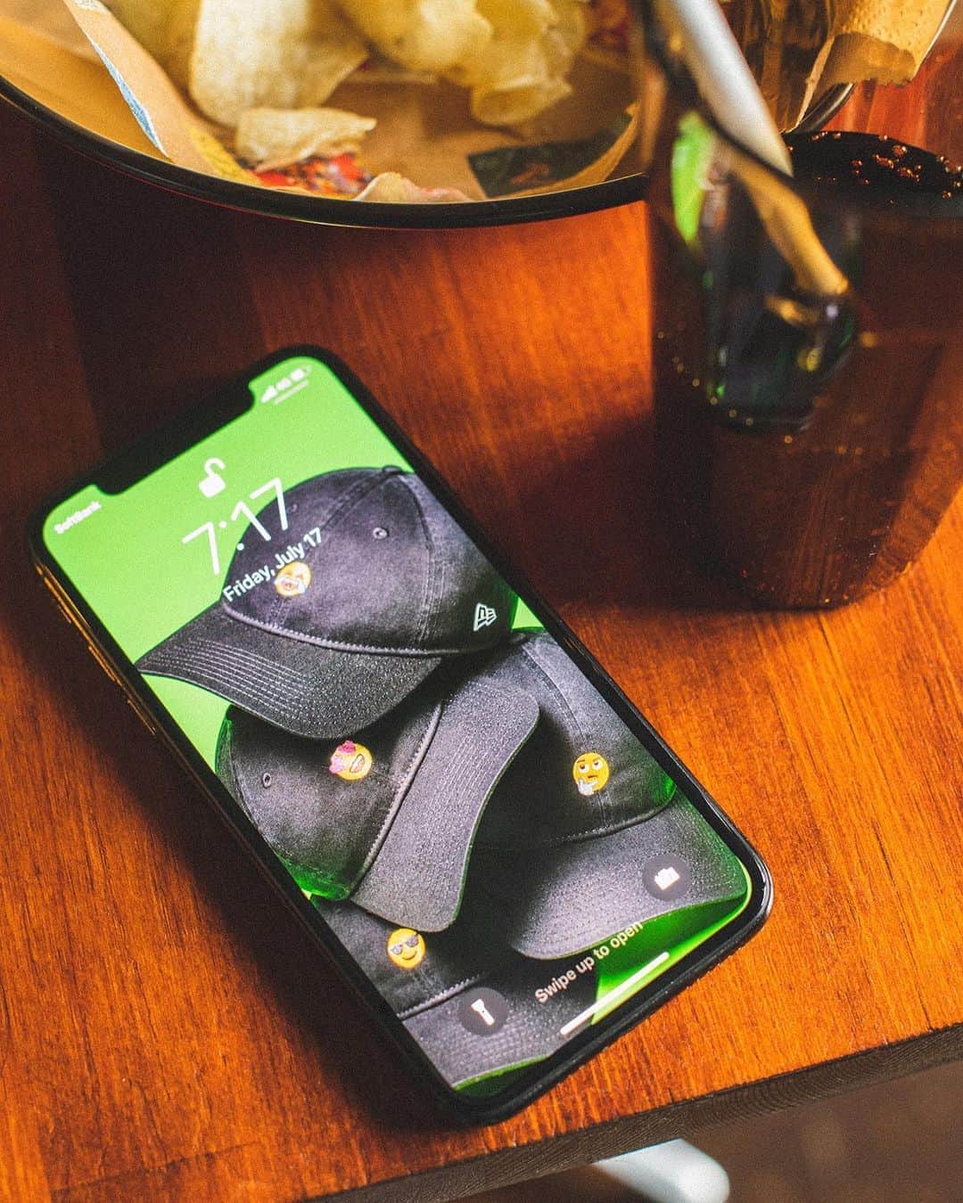 のインスタグラム：「ワンポイントに絵文字を配したシリーズ。  #NewEra #ニューエラ #NewEraJapan  #Cap #キャップ #9TWENTY #絵文字」